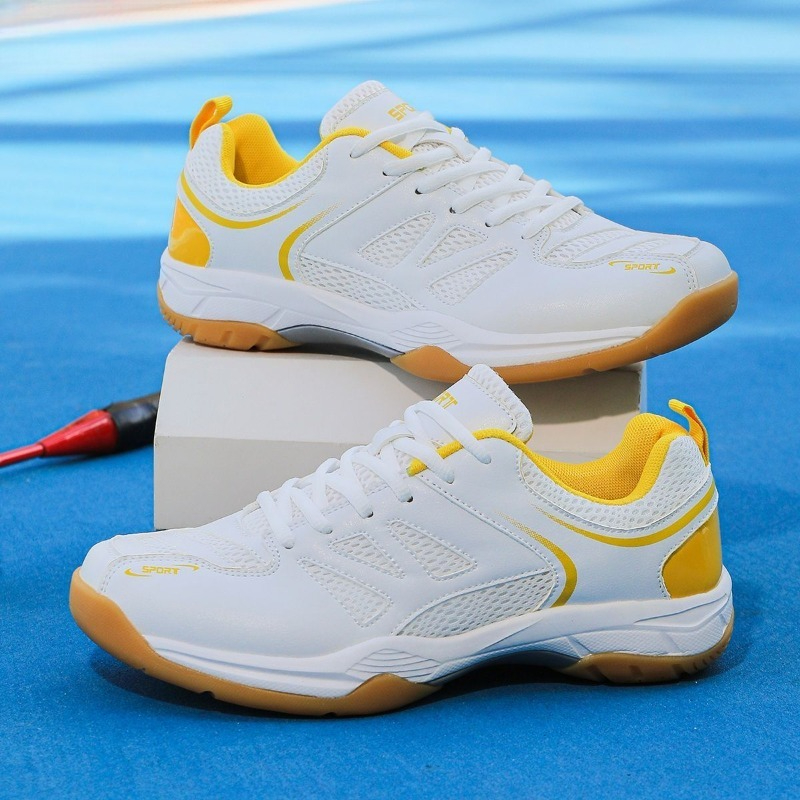 Sepatu Bulu Tangkis Pria Tren  - Table Tennis Court ulasan dan harga